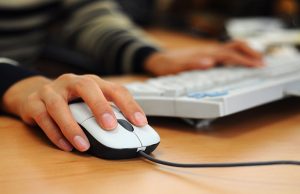 Lavoro Pc monitoraggio scuole