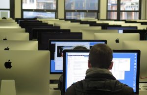 Work 1001043 640 didattica a distanza acquisti