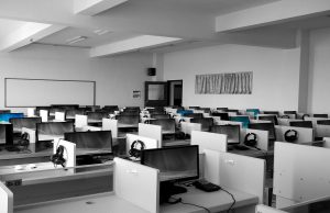 Offices 1181385 1280 banchi mascherine scuola
